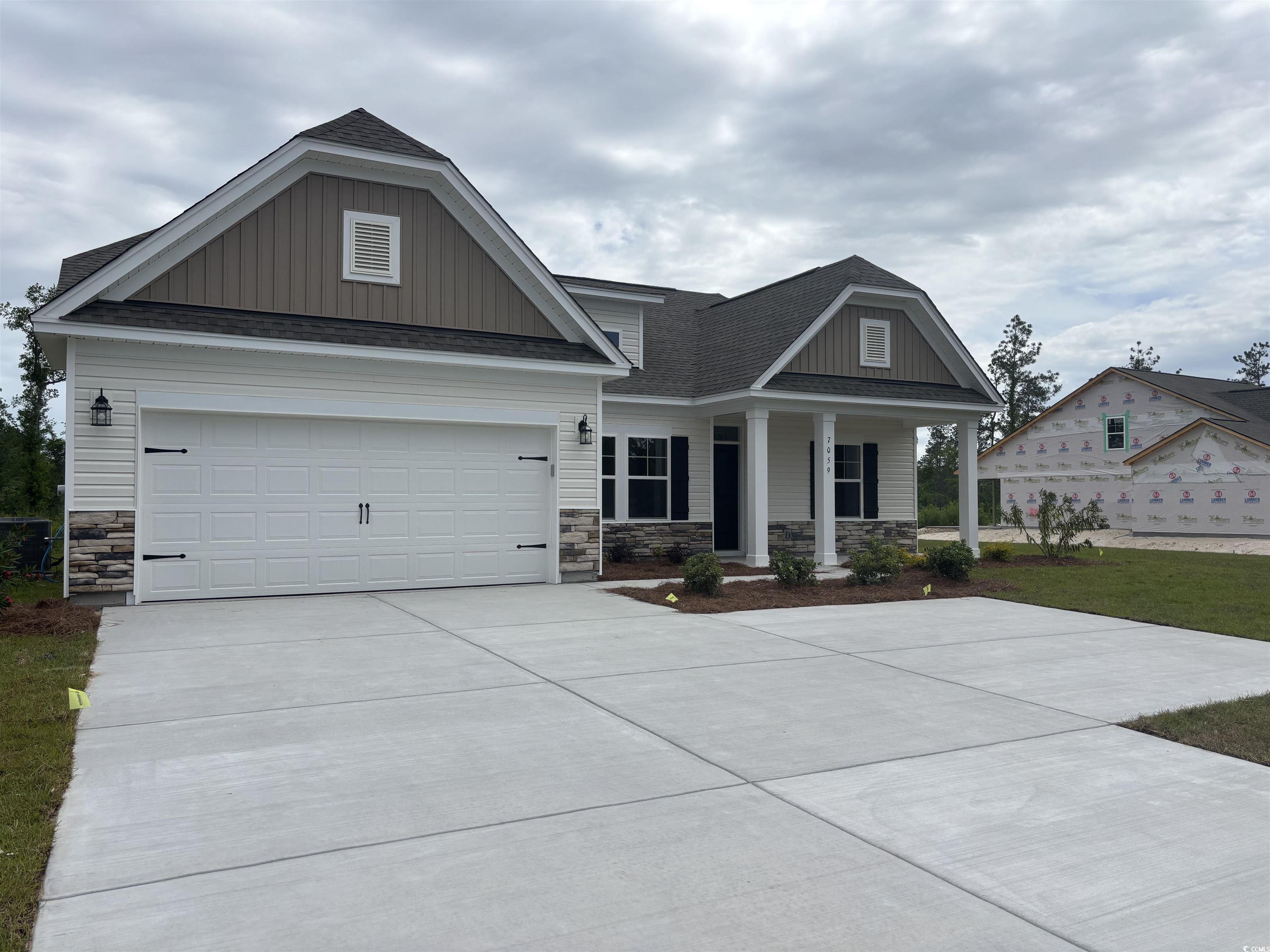 7059 Shady Grove Road Conway, SC 29527 - Photo 2 of 37 Craftsman house featuring board and batten siding,