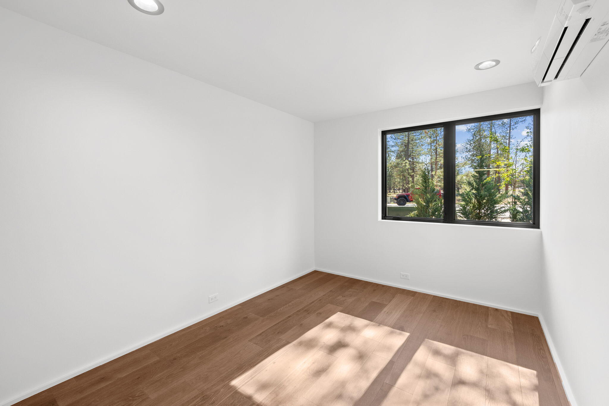 589 West Canopy Way, Unit LOT 22 Sisters, OR 97759 - Photo 16 of 36 Same Model Completed