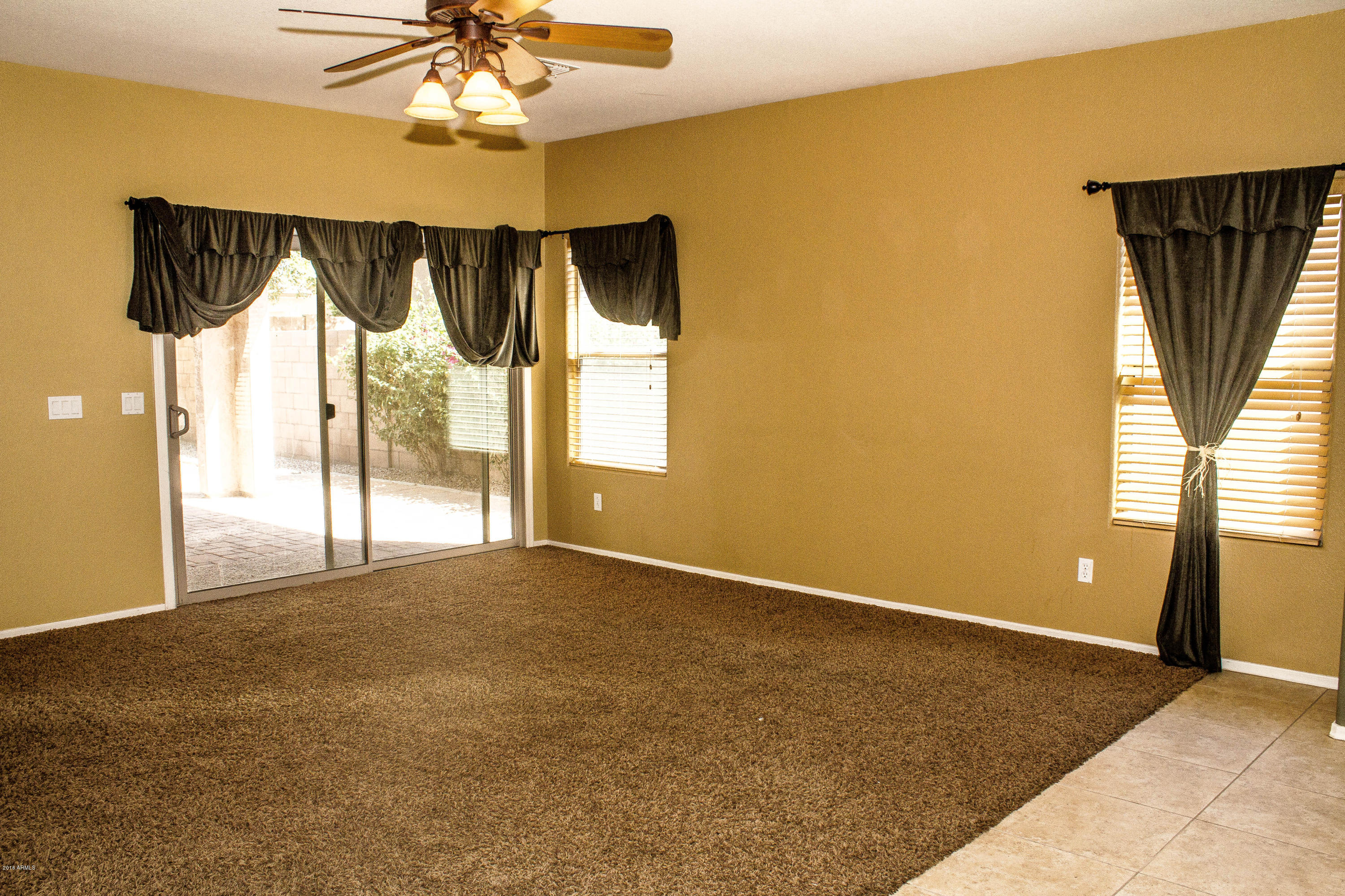 44358 Rhinestone Road Maricopa, AZ 85139 - Photo 12 of 16 44358 W Rhinestone-33