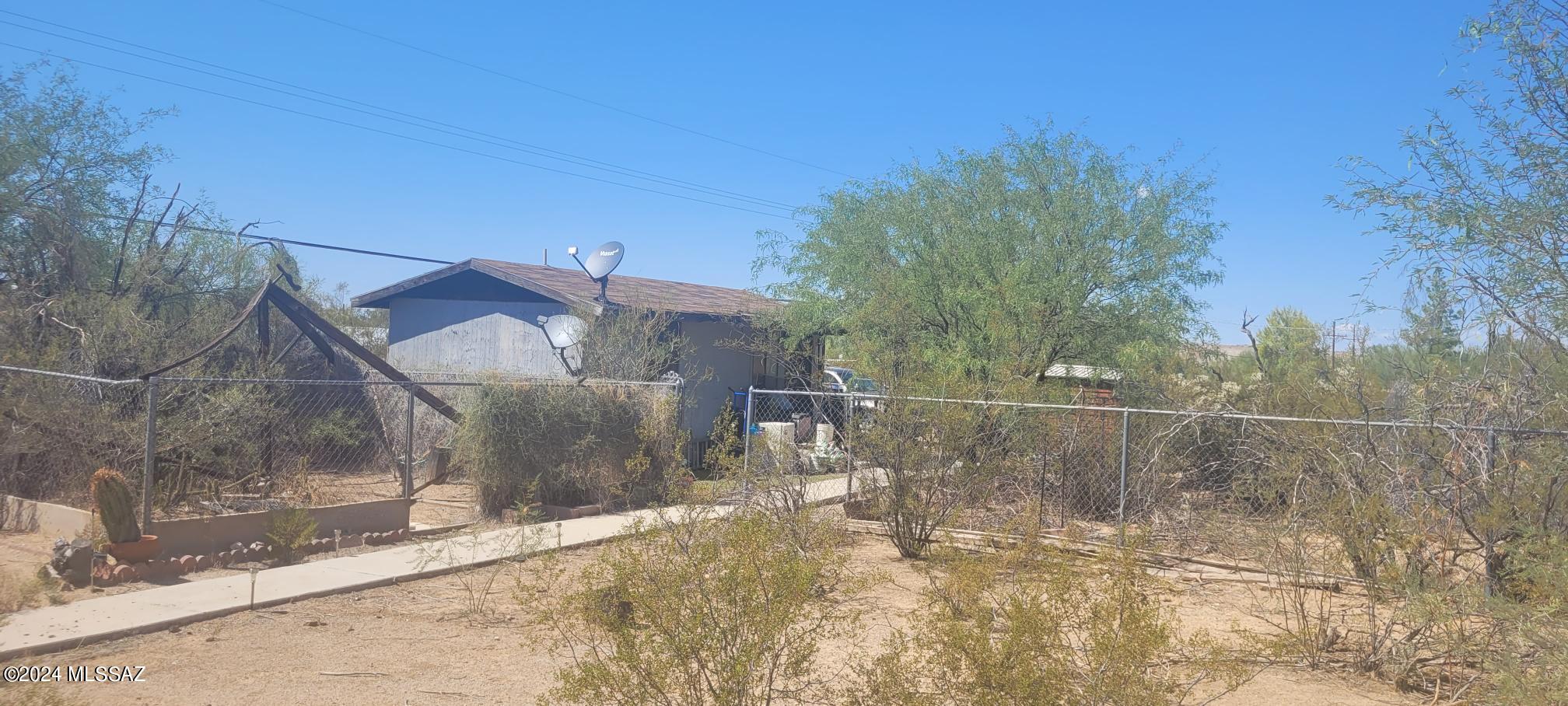 10599 West Mars Road Tucson, AZ 85743 - Photo 3 of 20 Gallery Image 3