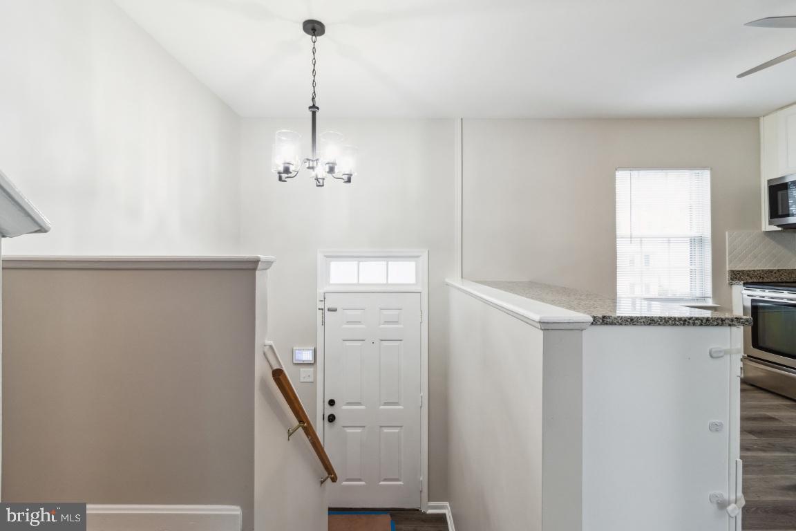 11 Cartwright Court Rosedale, MD 21237 - Photo 4 of 46 Gallery Image 4