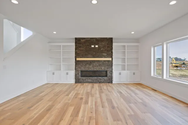 $999,900 | 13937 Ember Court, Apple Valley, MN 55124