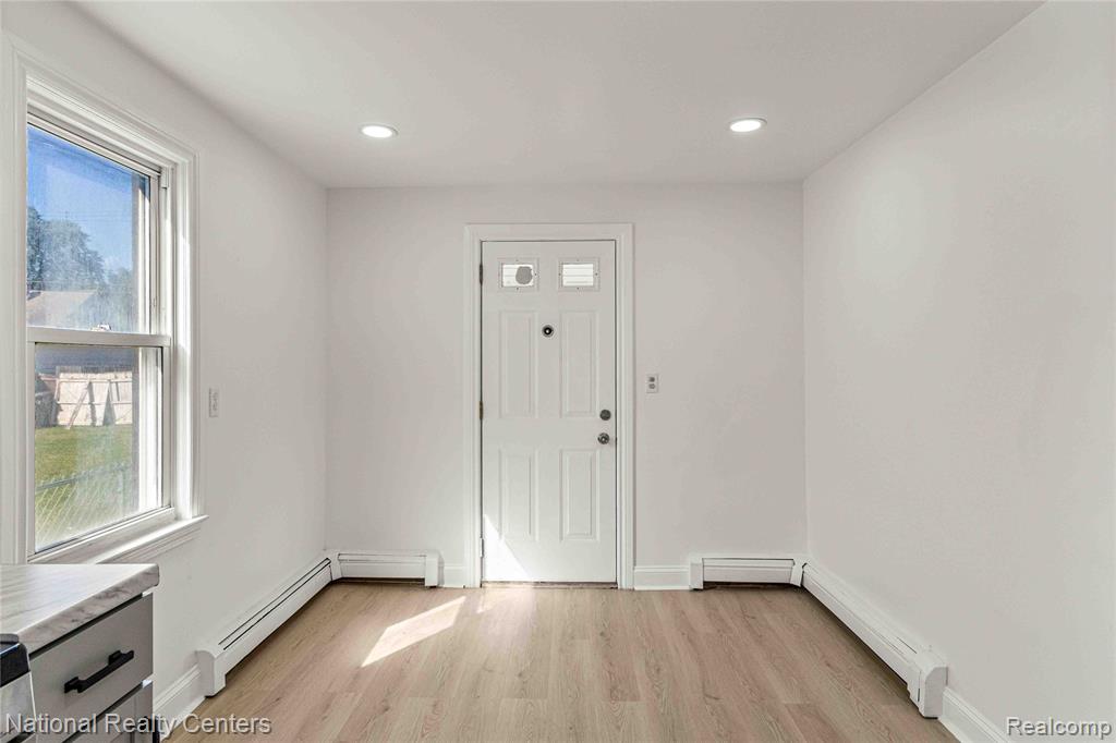 16 Alexander Street River Rouge, MI 48218 - Photo 10 of 30 Gallery Image 10