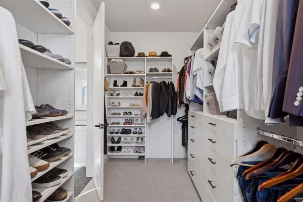 $1,599,000 | 1389 Palmer Drive North, Lake Elmo, MN 55042