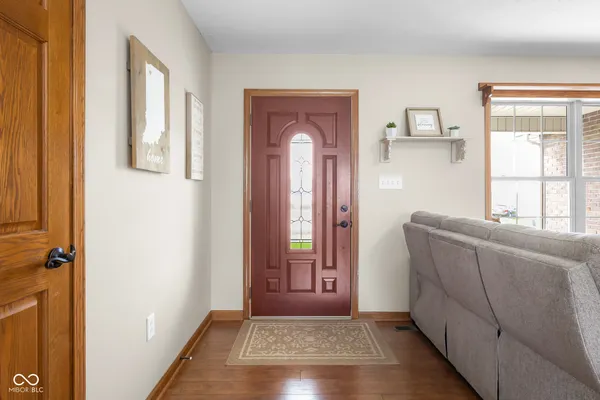 $349,900 | 7351 South Artesian Court, Columbus, IN 47201