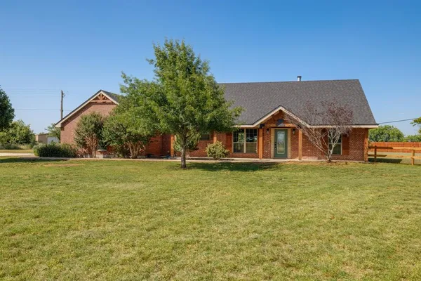 $425,000 | 101 Dollar Bill Drive, Abilene, TX 79602