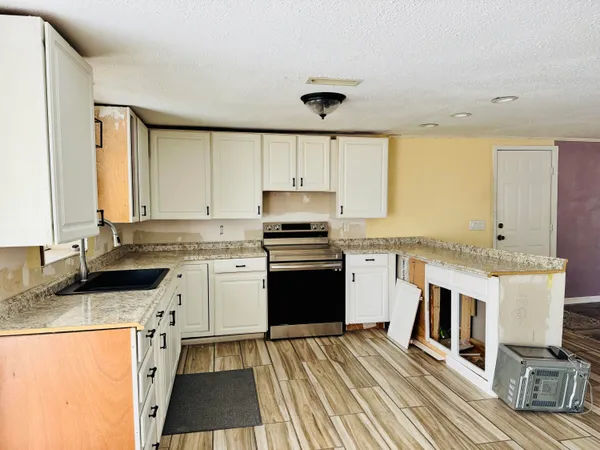 $72,000 | 203 Riverview Drive, Elba, AL 36323