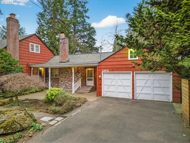 $849,900 | 2164 Summit Drive, Lake Oswego, OR 97034