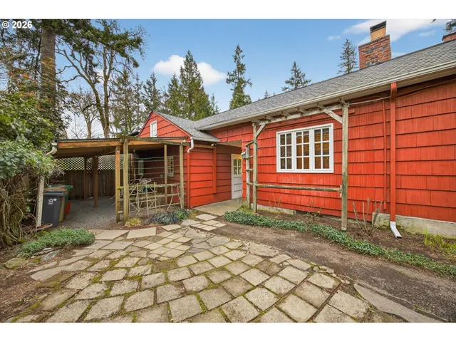 $849,900 | 2164 Summit Drive, Lake Oswego, OR 97034