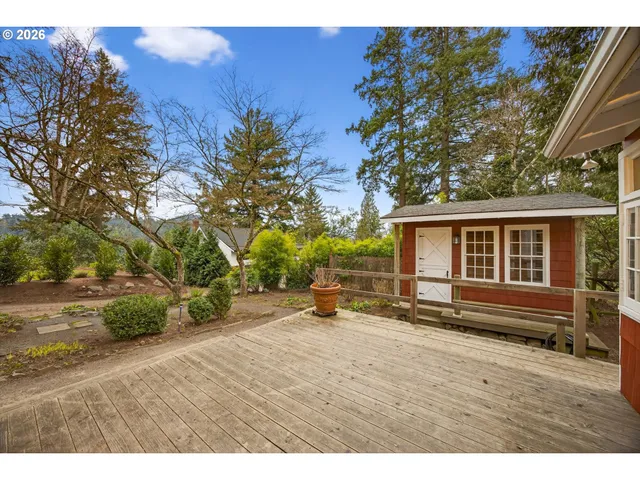 $849,900 | 2164 Summit Drive, Lake Oswego, OR 97034