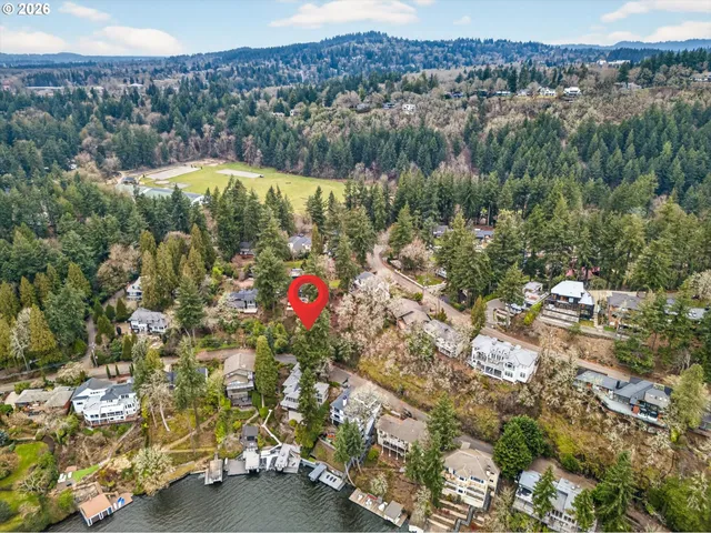 $849,900 | 2164 Summit Drive, Lake Oswego, OR 97034