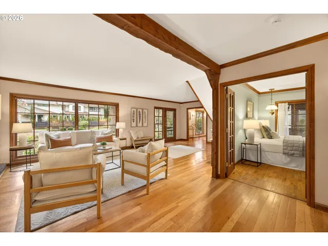 $849,900 | 2164 Summit Drive, Lake Oswego, OR 97034