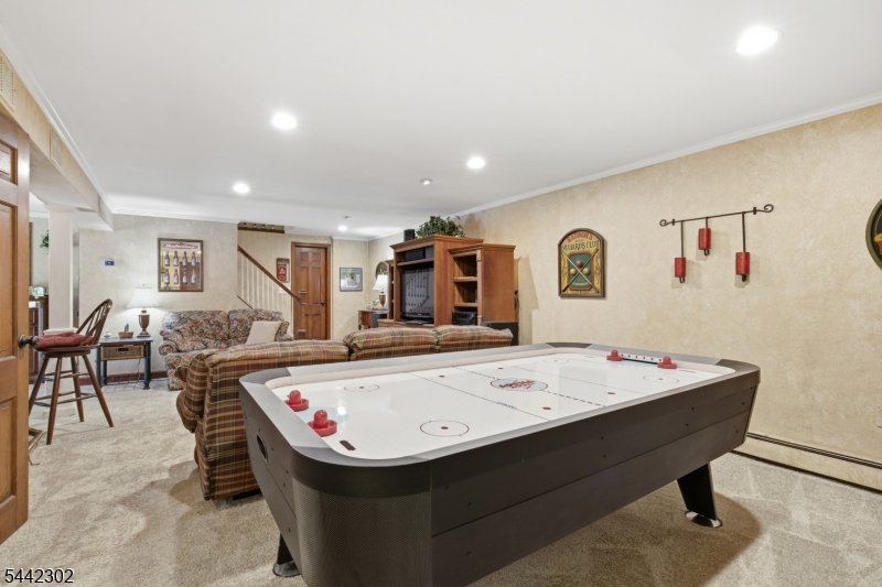 75 Green Hill Road Kinnelon, NJ 07405 - Photo 32 of 48
