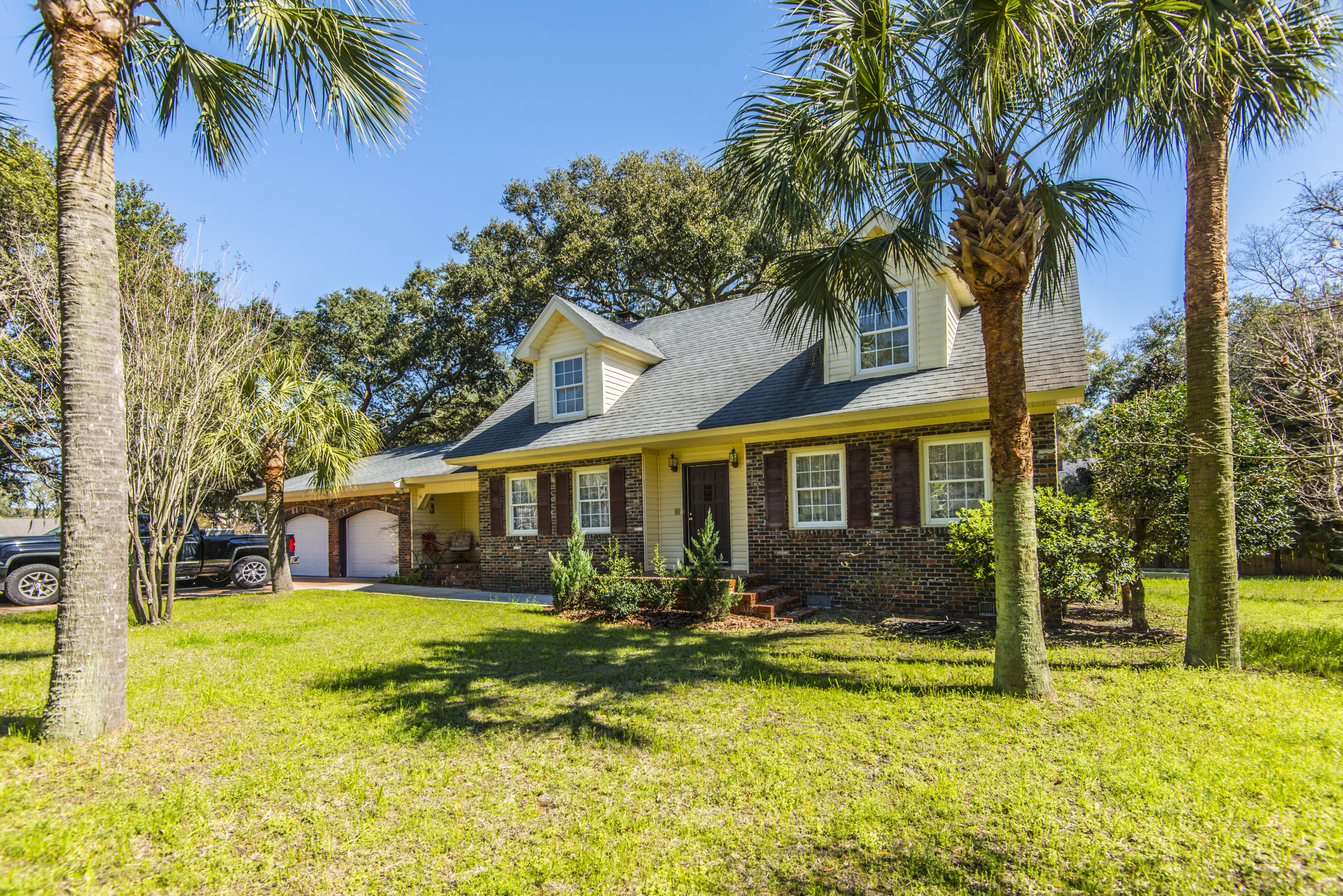 668 Wildwood Road Charleston, SC 29412 - Photo 2 of 21 _DSC8630