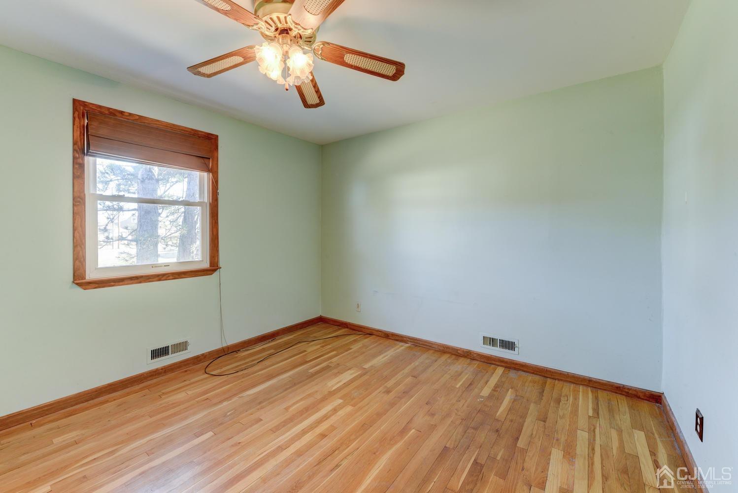 43 Hilliard Road Old Bridge, NJ 08857 - Photo 13 of 22 Gallery Image 13