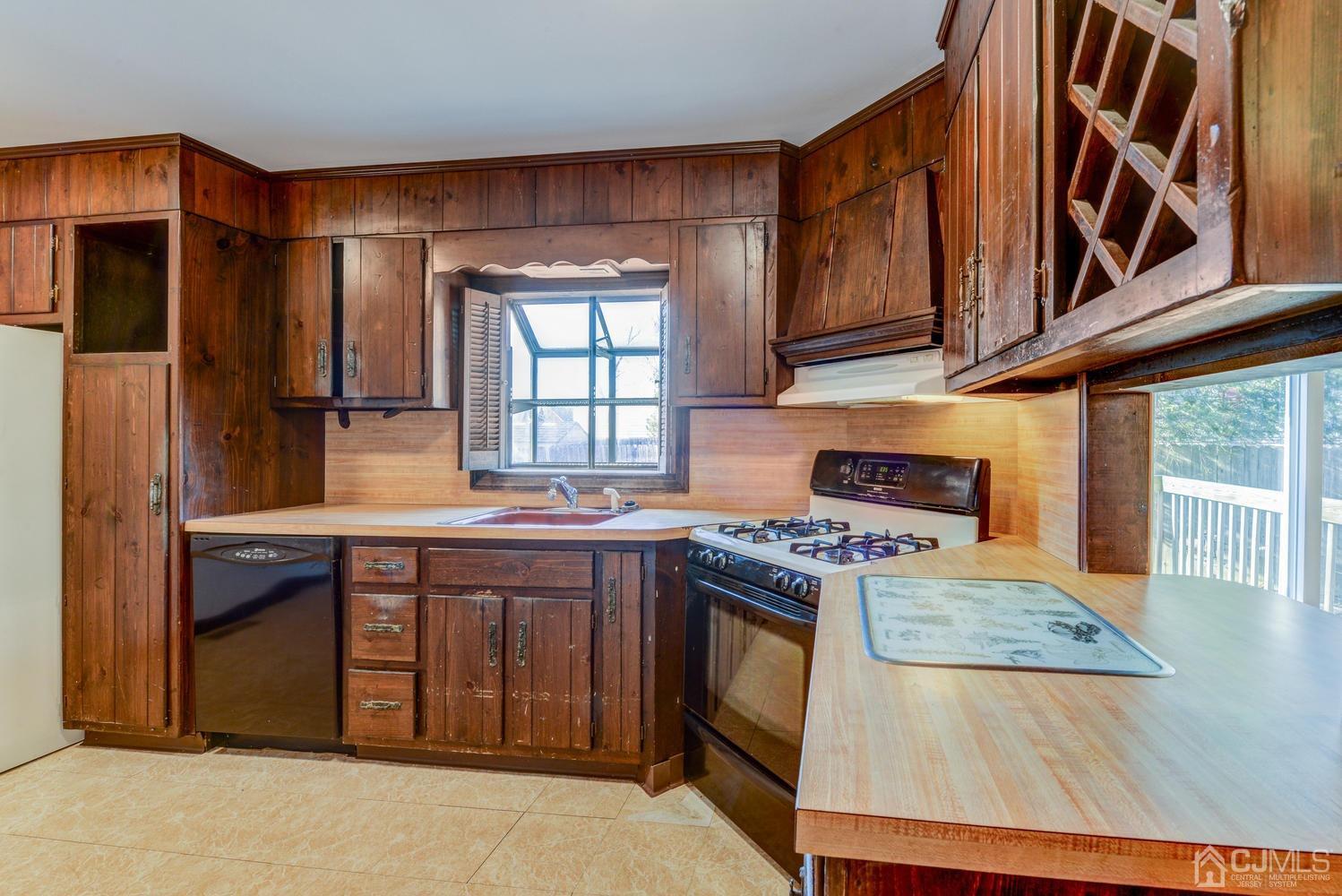 43 Hilliard Road Old Bridge, NJ 08857 - Photo 9 of 22 Gallery Image 9
