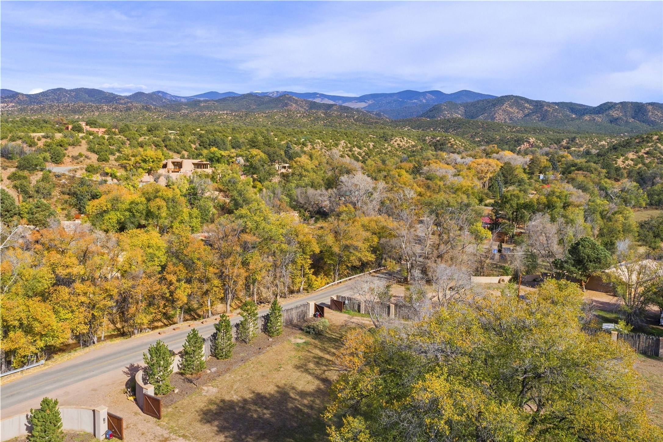 1414 Bishops Lodge Road Santa Fe, NM 87506 - Photo 17 of 19