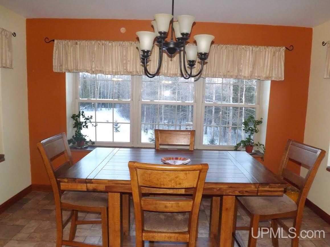 5511 G5 Road Escanaba, MI 49829 - Photo 3 of 30
