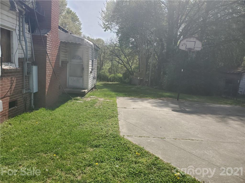 742 Mutual Road, Unit 17 Gastonia, NC 28052 - Photo 2 of 7 Gallery Image 2