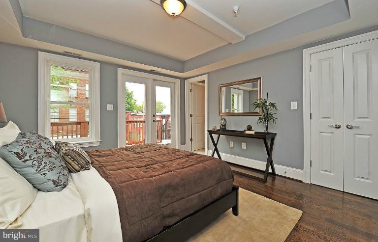 2431 Ontario Road Northwest, Unit 3 Washington, DC 20009 - Photo 7 of 14 Master Bedroom