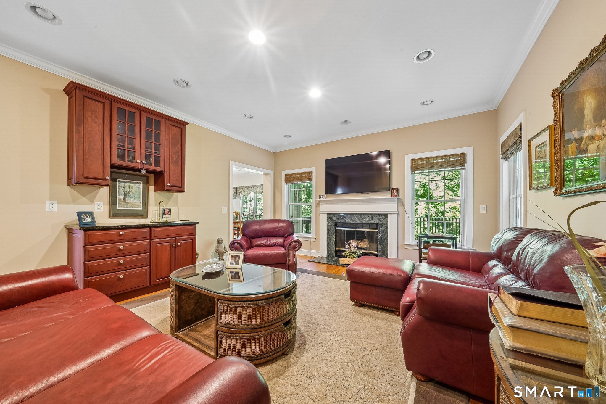 132 East Hunting Ridge Road Stamford, CT 06903 - Photo 11 of 29