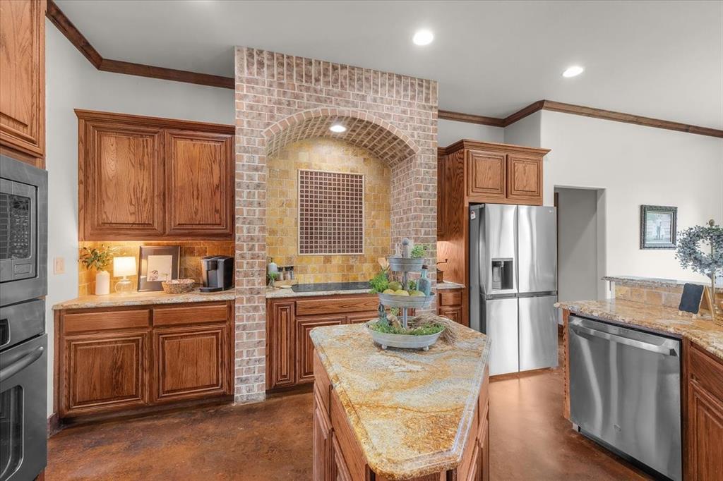 1145 Veal Station Road Springtown, TX 76082 - Photo 14 of 40