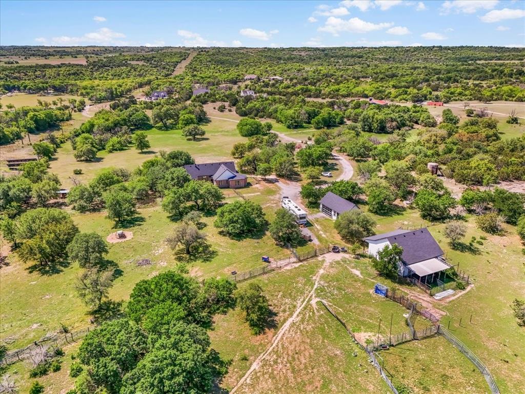 1145 Veal Station Road Springtown, TX 76082 - Photo 4 of 40