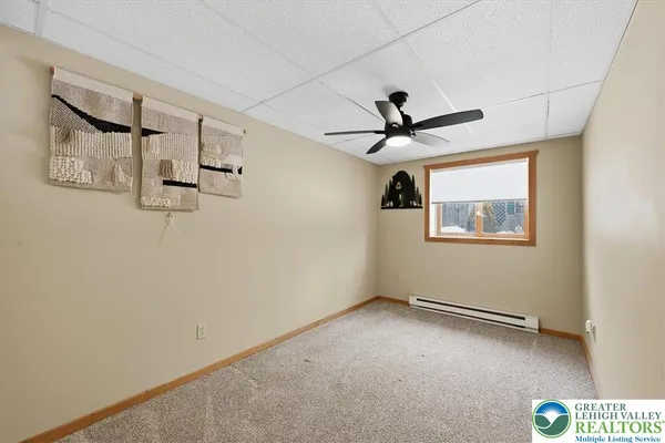 $750,000 | 134 Split Rock Road, Newfoundland, PA 18445