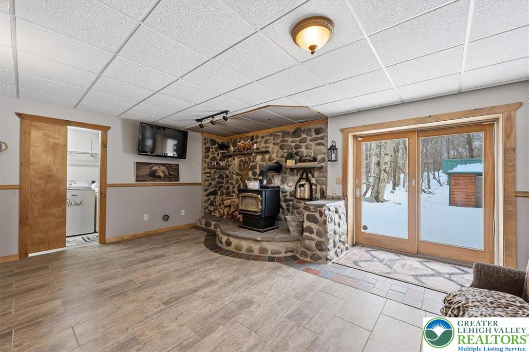 134 Split Rock Road Newfoundland, PA 18445 - Photo 61 of 84 a view of a room with gym equipment