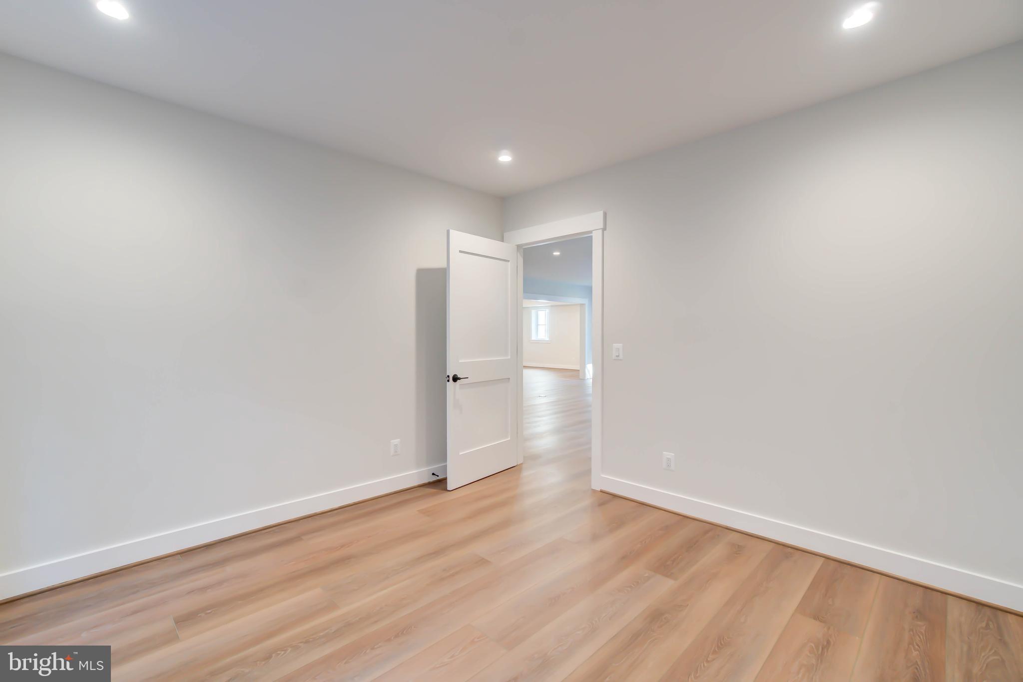 1806 Dumbarton Street McLean, VA 22101 - Photo 70 of 79