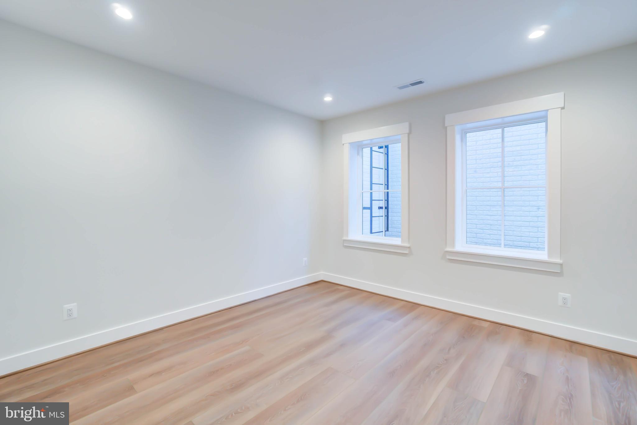 1806 Dumbarton Street McLean, VA 22101 - Photo 71 of 79