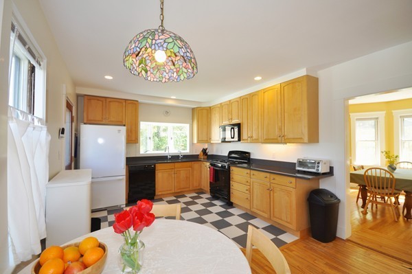 12 Butler Avenue Maynard, MA 01754 - Photo 8 of 29 Gallery Image 8