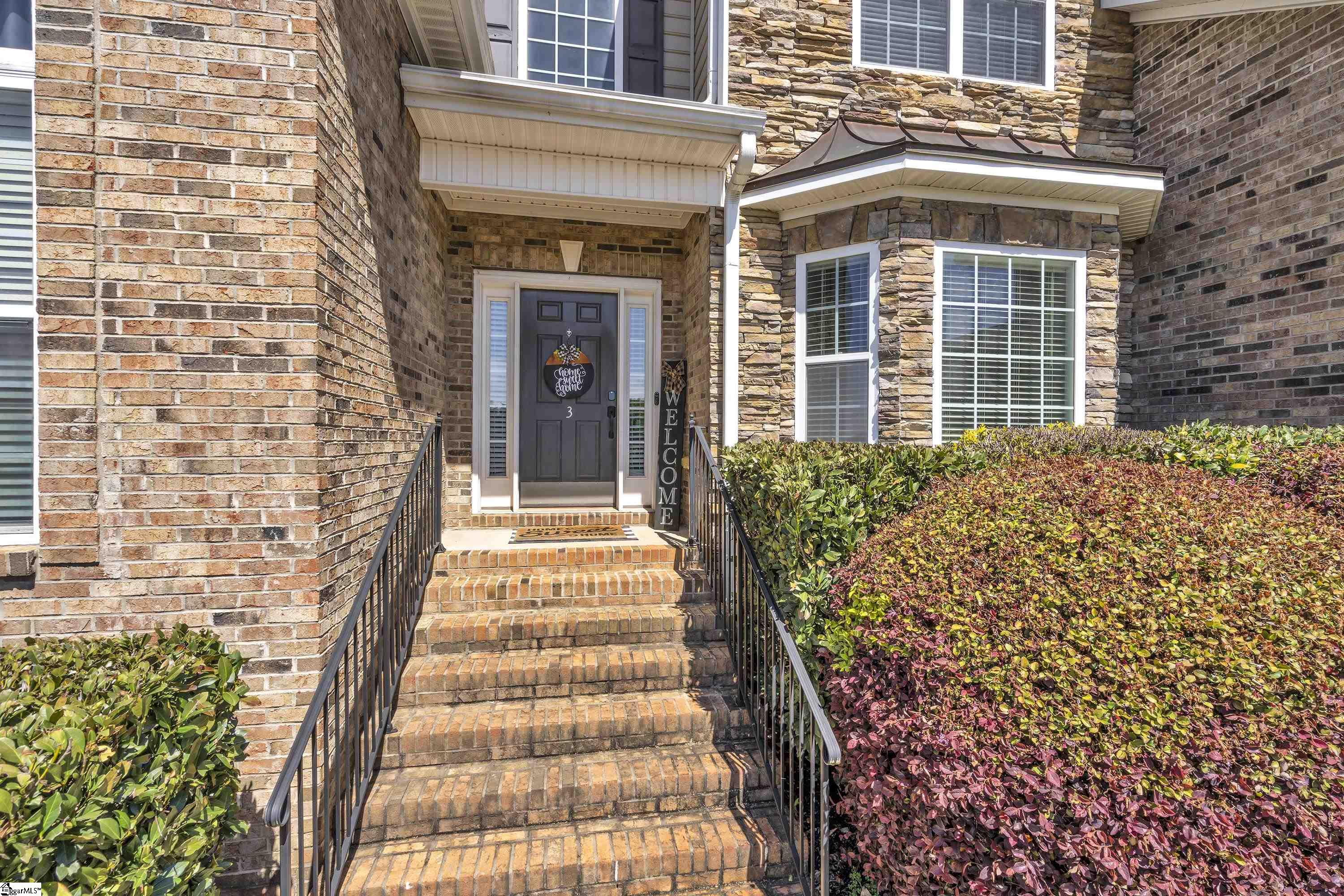 3 Middleberry Court Greer, SC 29650 - Photo 2 of 19 Gallery Image 2
