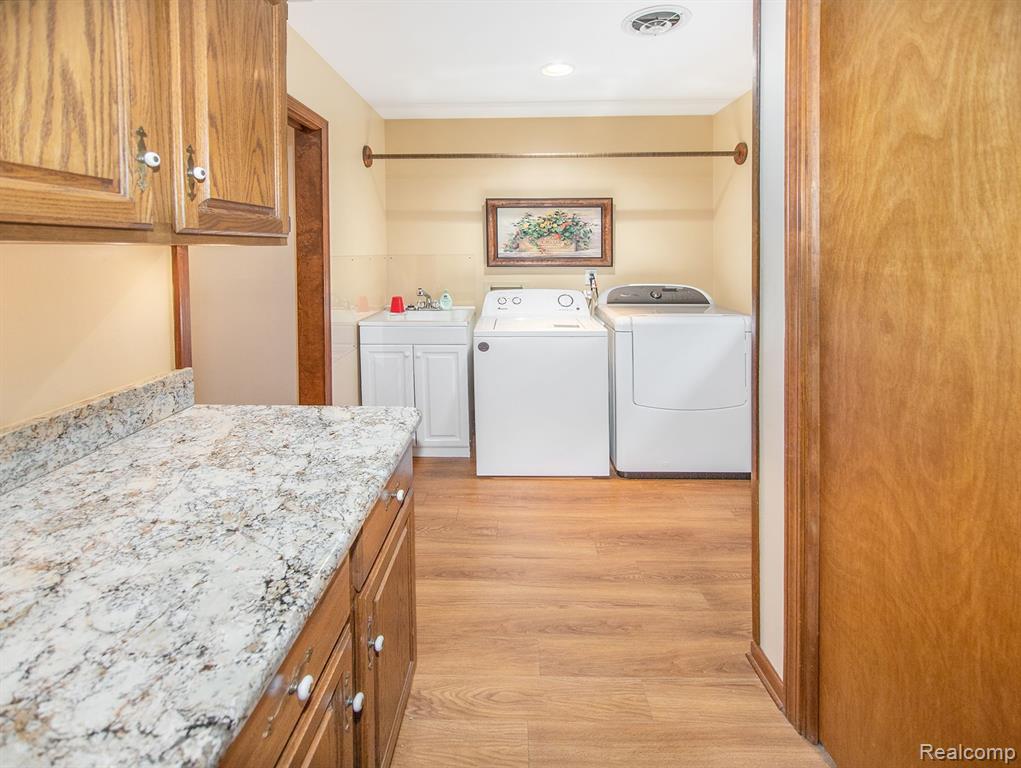 3550 Winter Creek Road Rochester Hills, MI 48307 - Photo 12 of 28