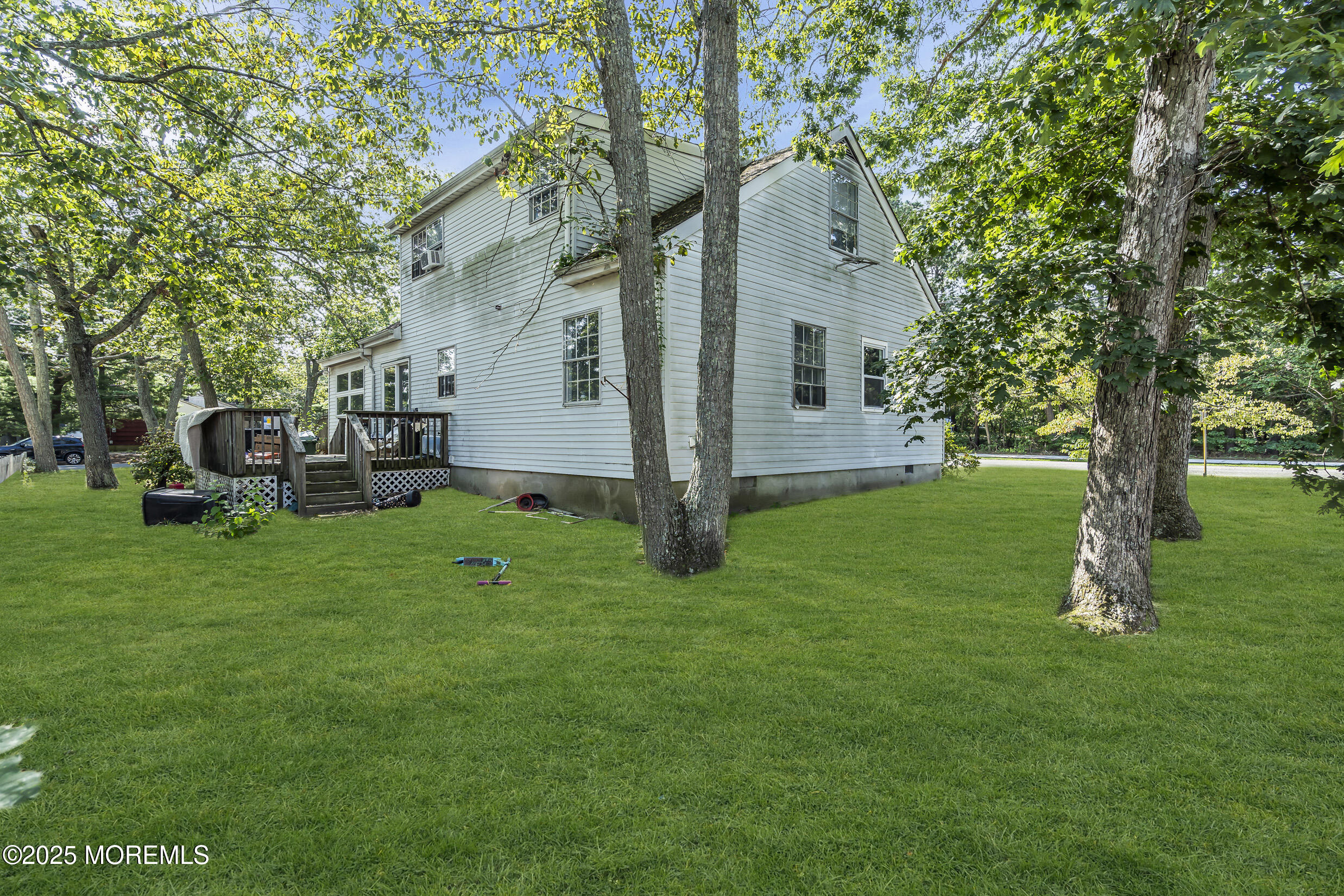 320 Pennsylvania Avenue Pine Beach, NJ 08741 - Photo 22 of 29 a view of a house with backyard