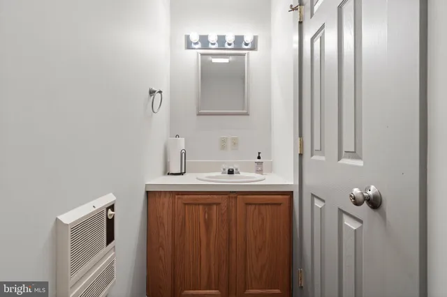 $559,000 | 11947 Lee Highway, Sperryville, VA 22740