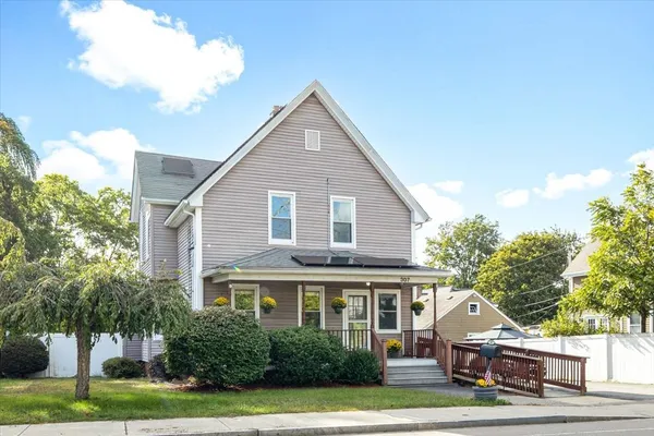 $525,000 | 307 South Main Street, Attleboro, MA 02703