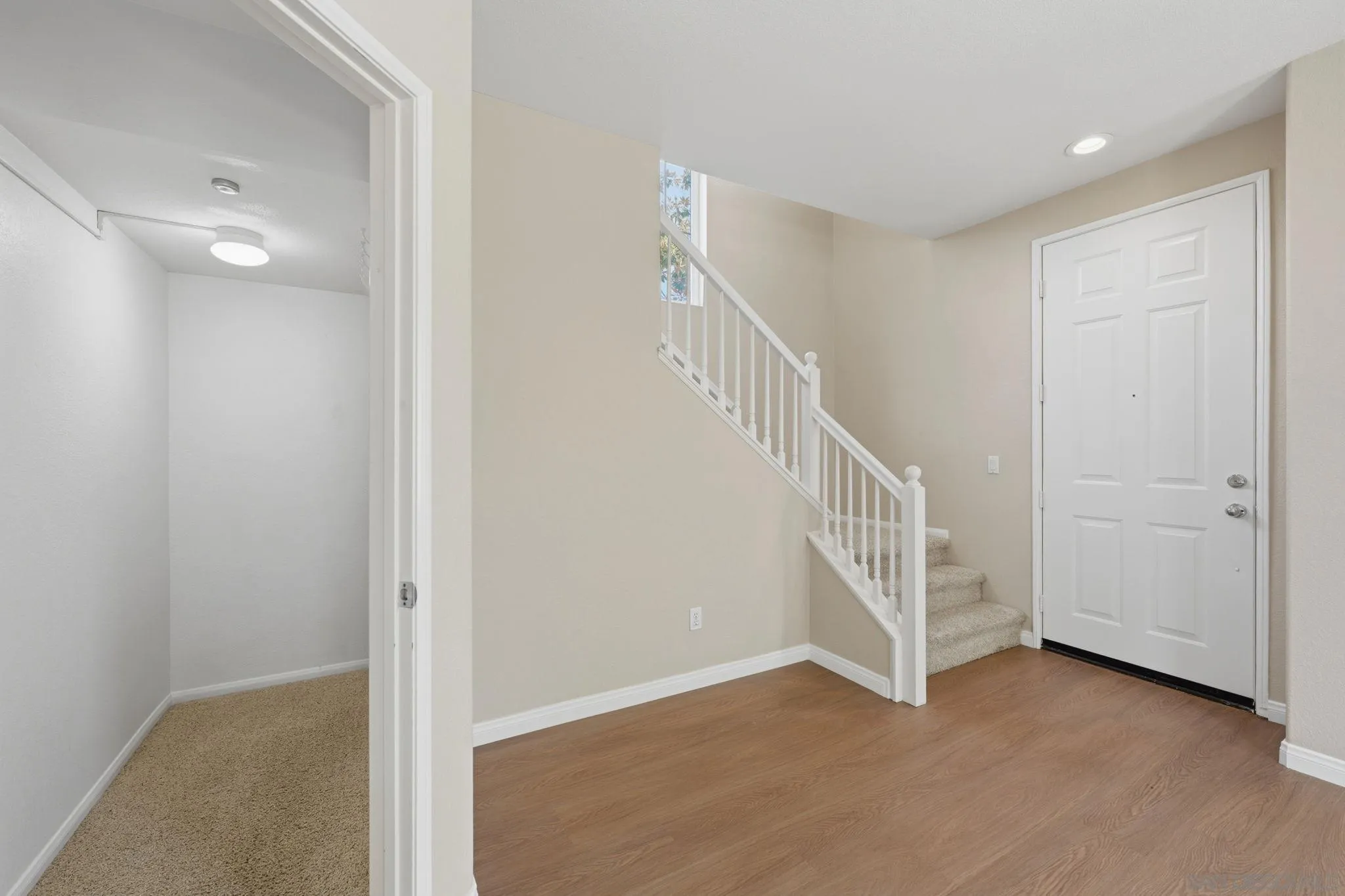 12256 Pepper Tree Lane Poway, CA 92064 - Photo 8 of 34 Gallery Image 8