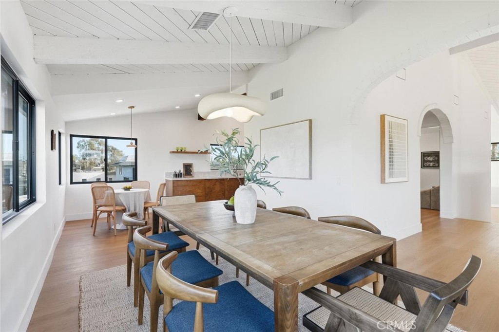 8140 Calabar Avenue Playa del Rey, CA 90293 - Photo 22 of 60 a view of a dining room with furniture and wooden floor