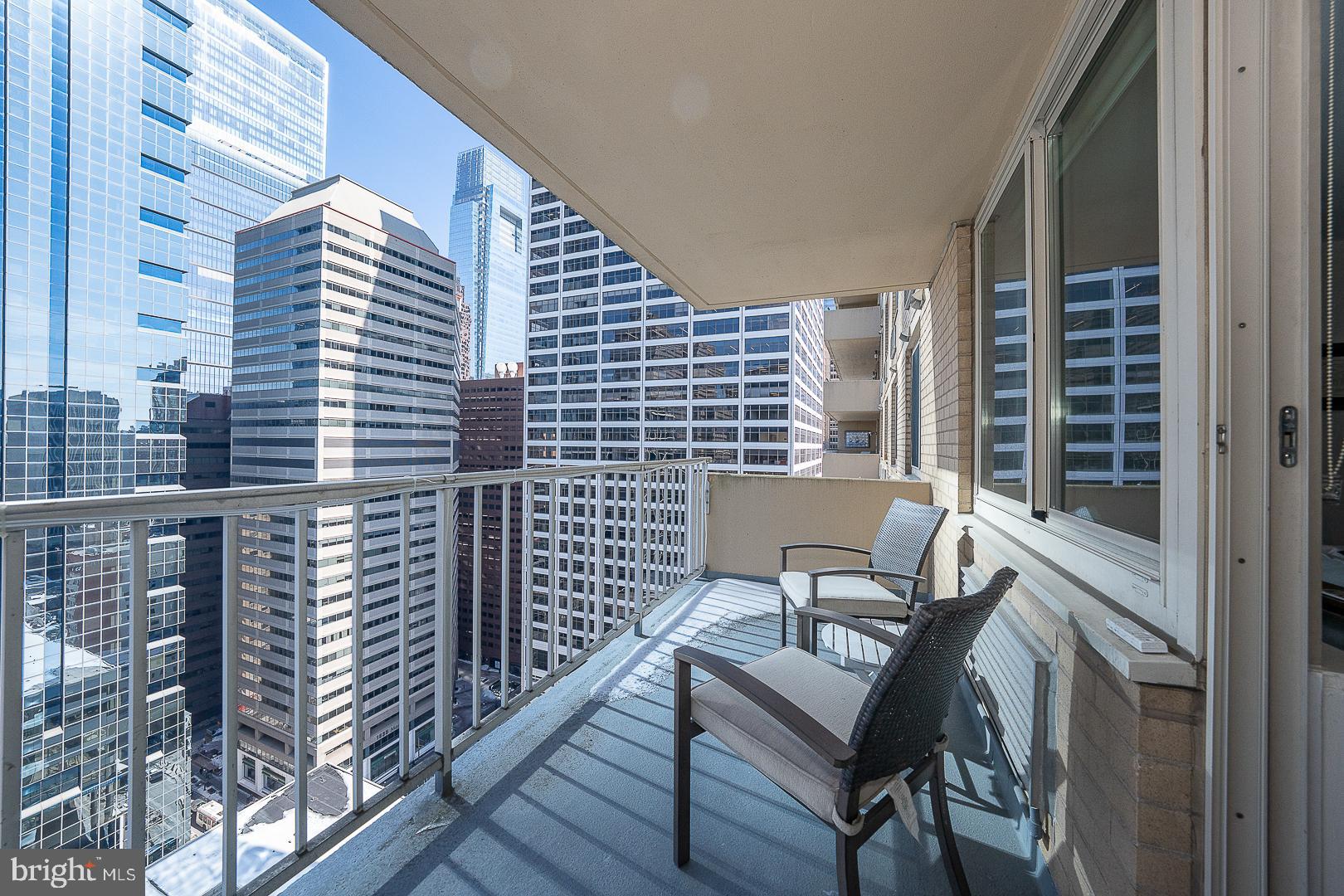 1919 Chestnut Street, Unit 2703 Philadelphia, PA 19103 - Photo 12 of 22