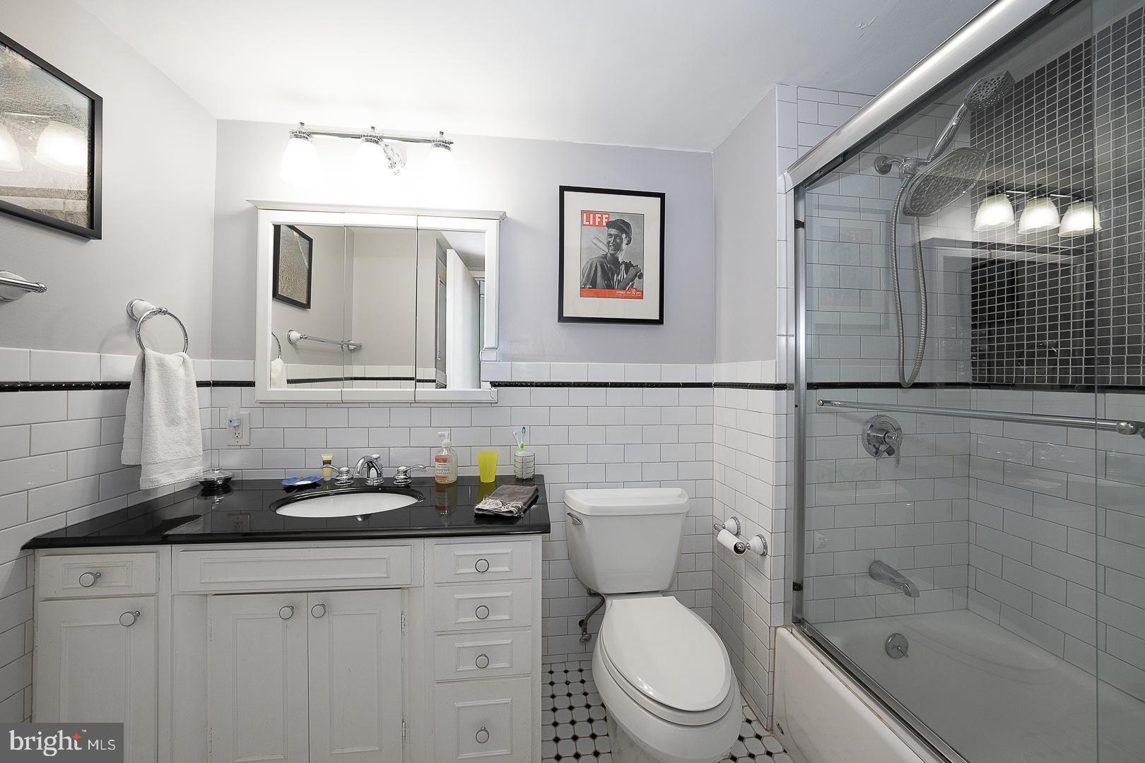 1919 Chestnut Street, Unit 2703 Philadelphia, PA 19103 - Photo 9 of 22