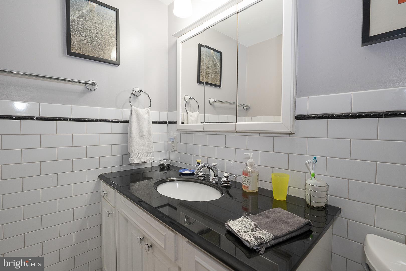 1919 Chestnut Street, Unit 2703 Philadelphia, PA 19103 - Photo 10 of 22