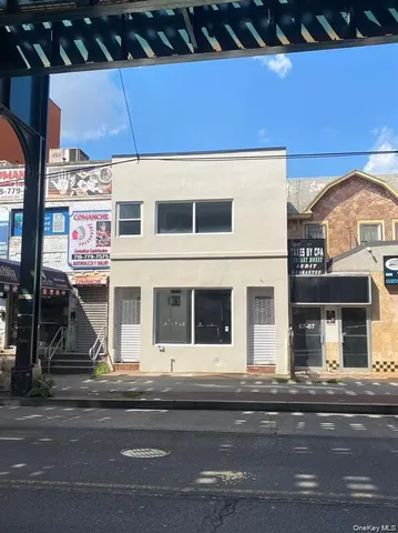 $1,798,000 | 67-05 Roosevelt Avenue | Woodside