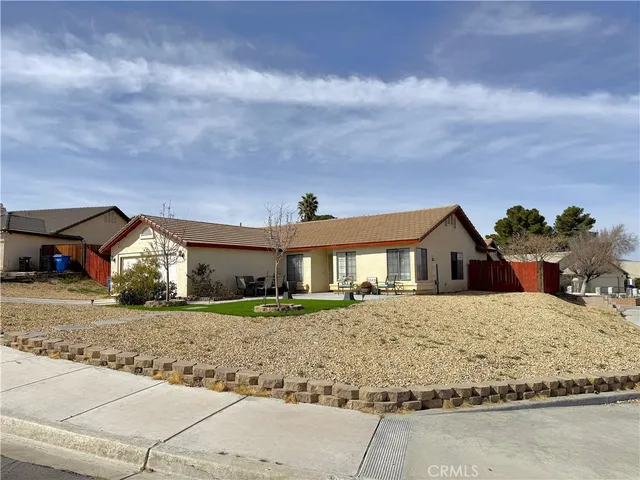 $364,900 | 2050 Dartmouth Court, Barstow, CA 92311