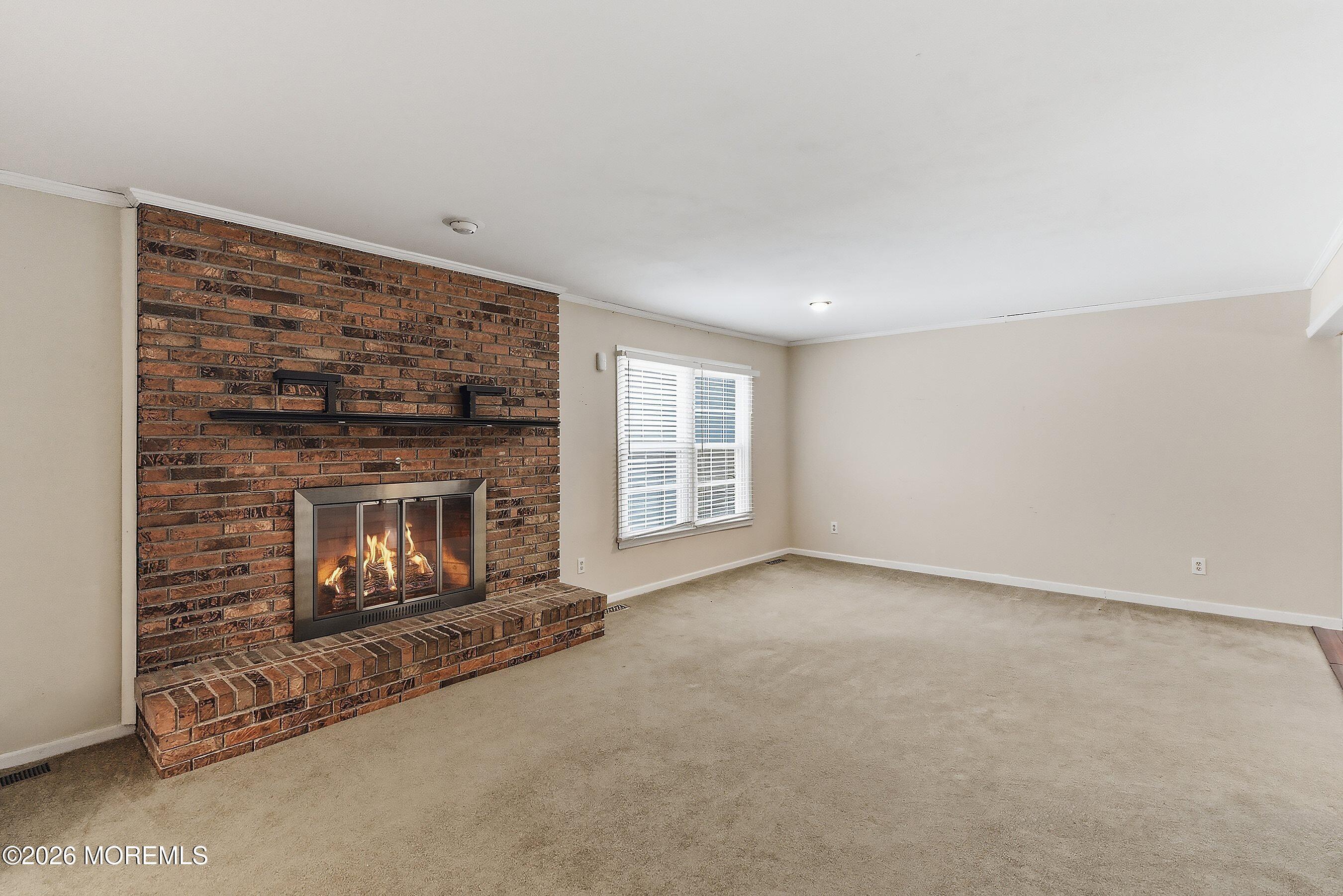 638 Freehold Road Jackson, NJ 08527 - Photo 6 of 34 06-Living 1A