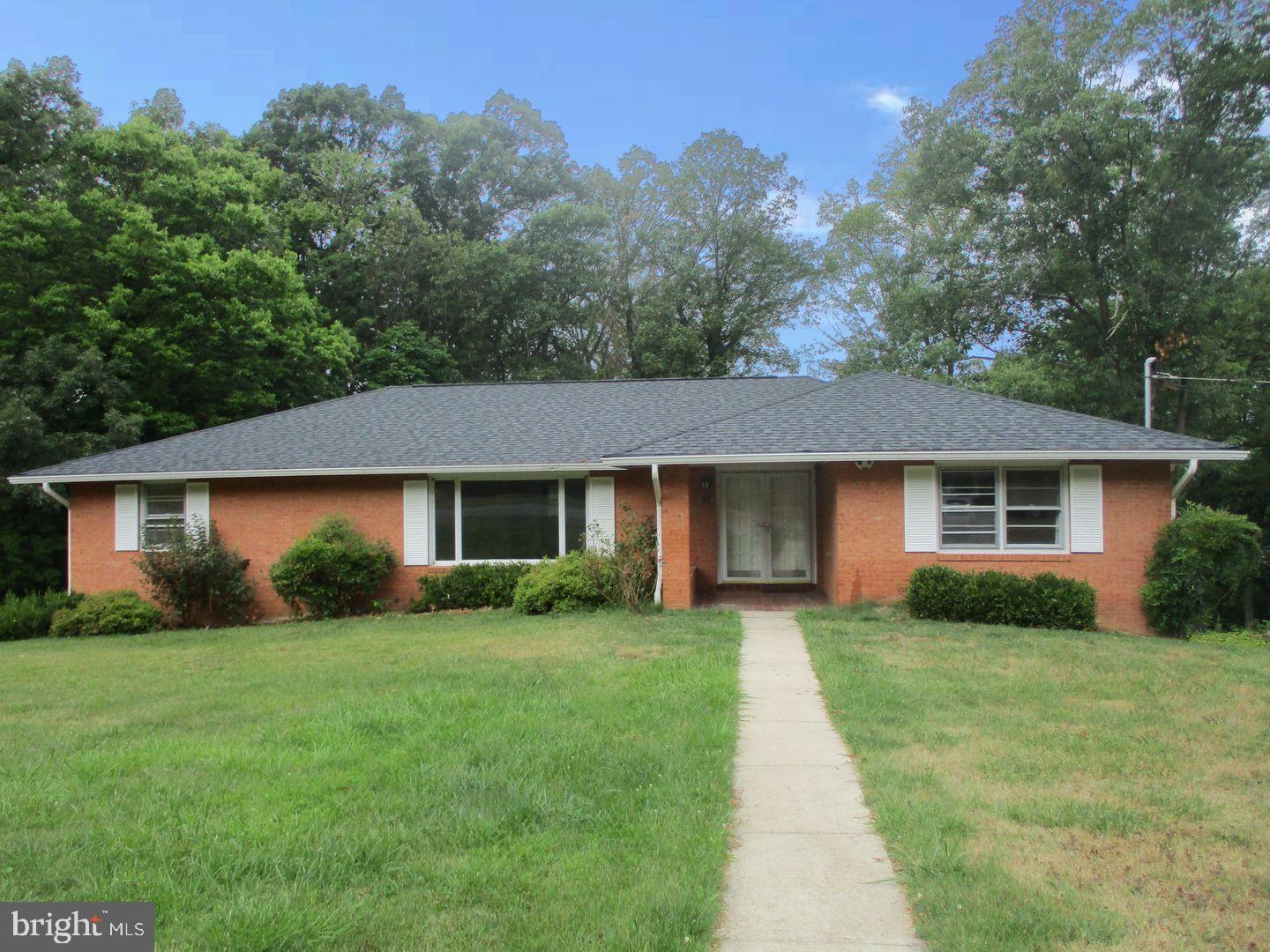 302 Dungadin Road Front Royal, VA 22630 - Photo 1 of 14