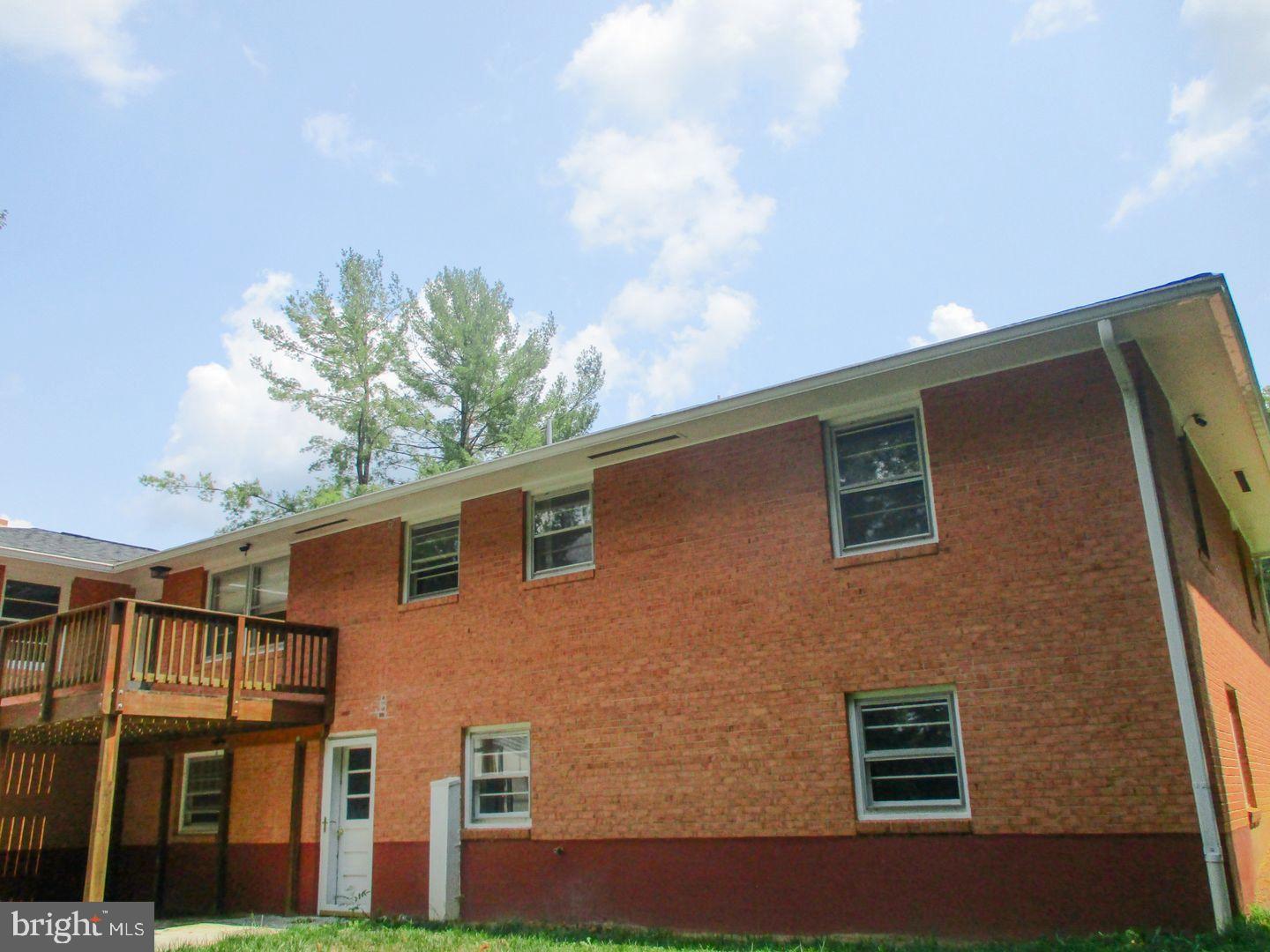 302 Dungadin Road Front Royal, VA 22630 - Photo 4 of 14