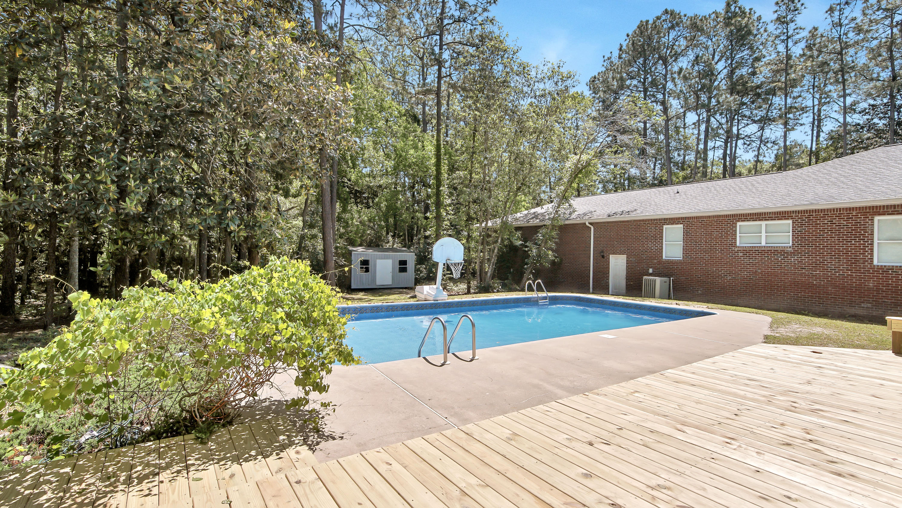 152 Country Manor Road DeFuniak Springs, FL 32435 - Photo 23 of 26 DSC08832