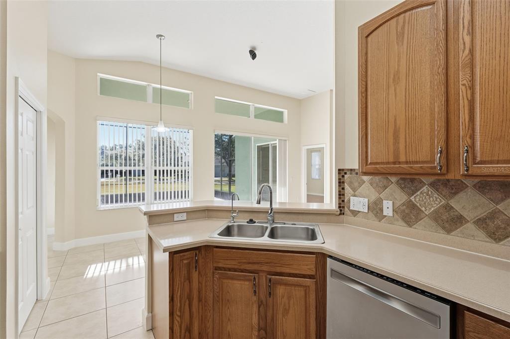 8801 Riverscape Way Tampa, FL 33635 - Photo 26 of 56