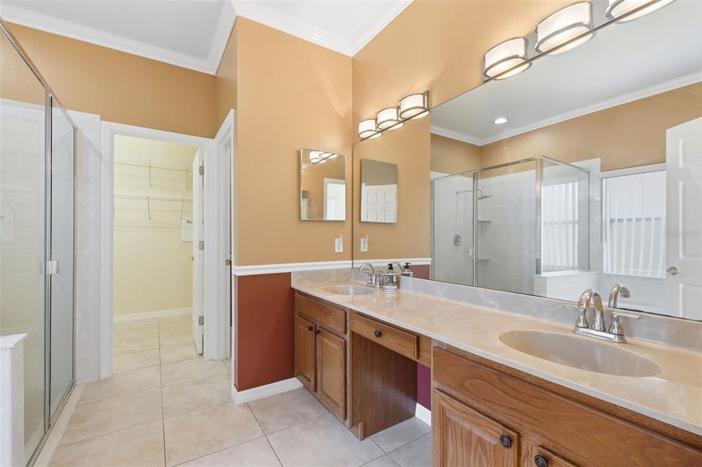 8801 Riverscape Way Tampa, FL 33635 - Photo 8 of 56